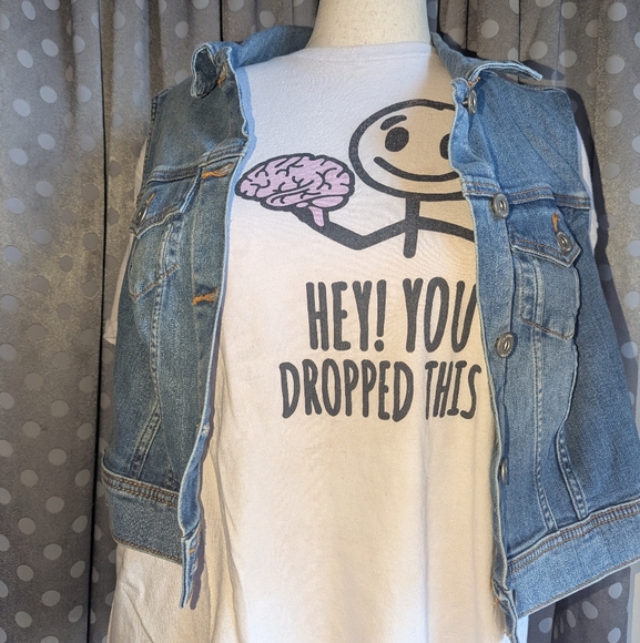 Torrid Cropped Denim Vest 2/2X/18-20 - Picture 6 of 16